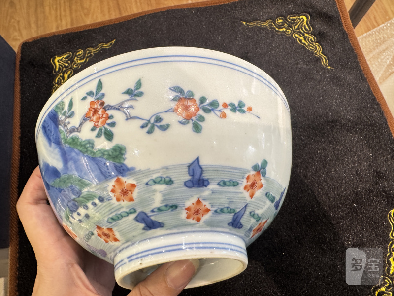 清 斗彩落花流水纹碗 - 图9